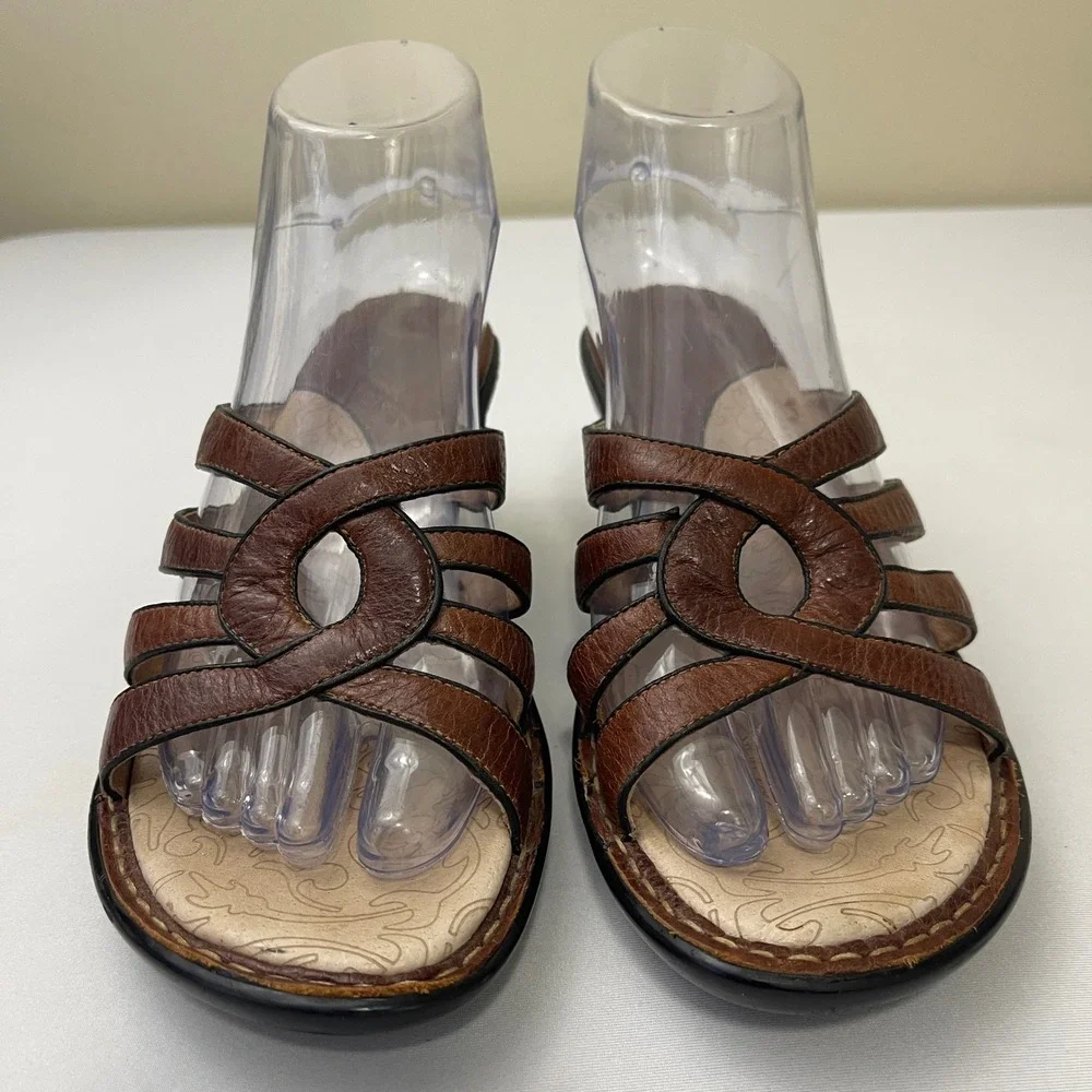 Sofft Womens Brown‎ Leather Strappy Wedge Sandals Slip On Comfort Size 7W